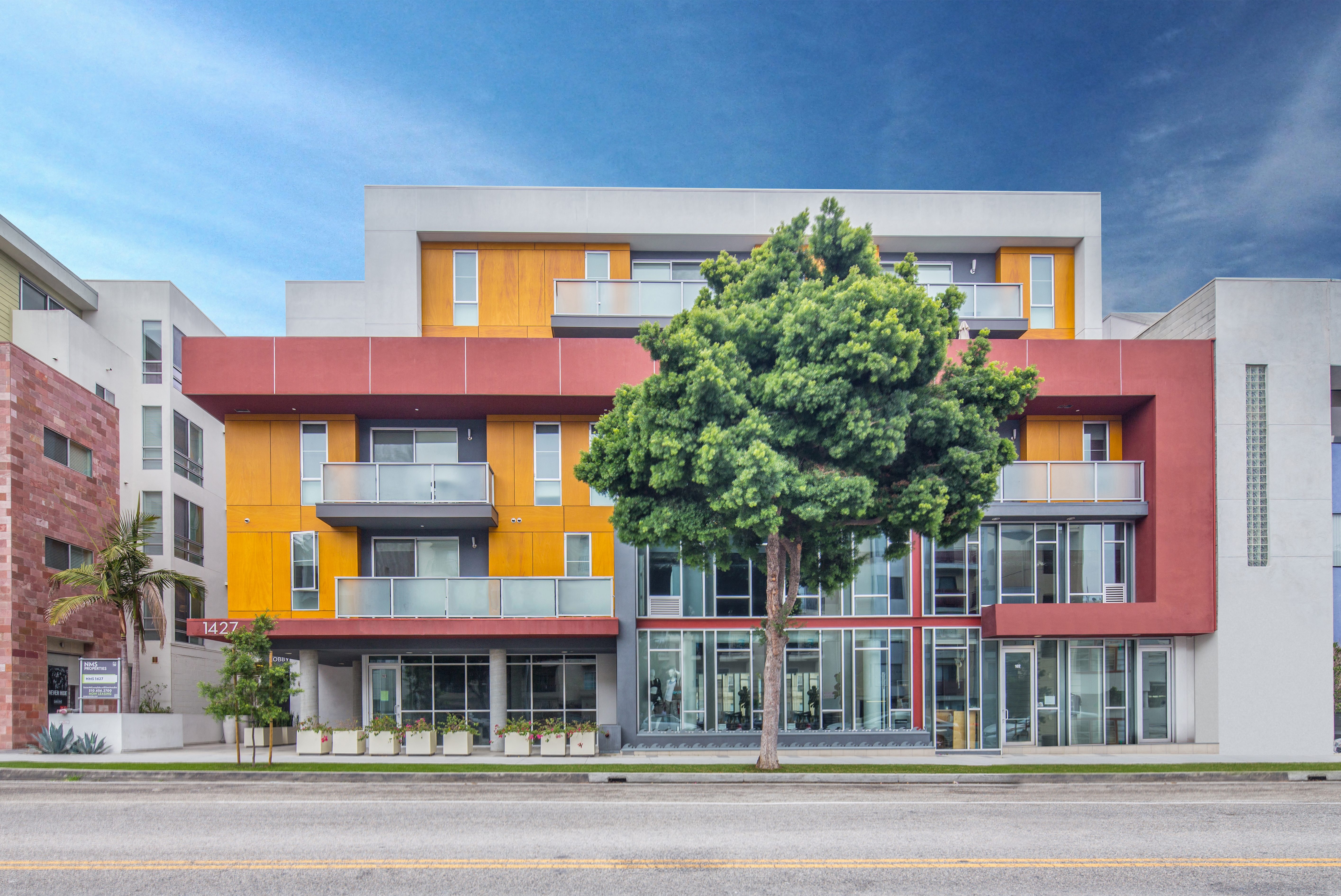 NMS-1427-Santa-Monica-Apartments-Exterior